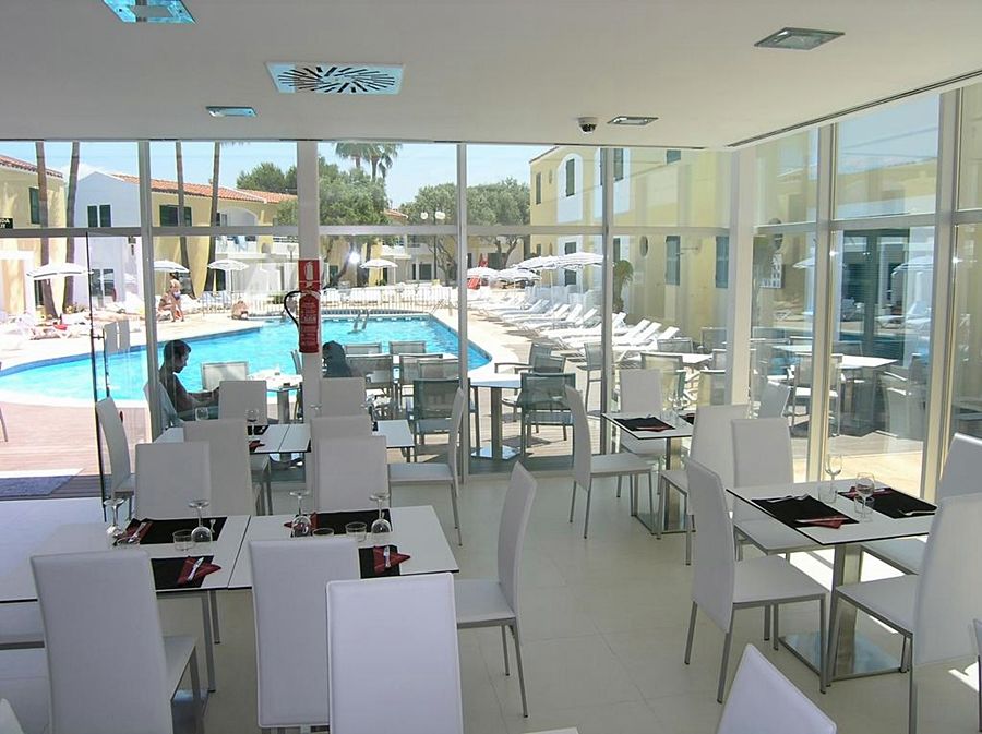 Cales De Ponent Apartahotel 2*