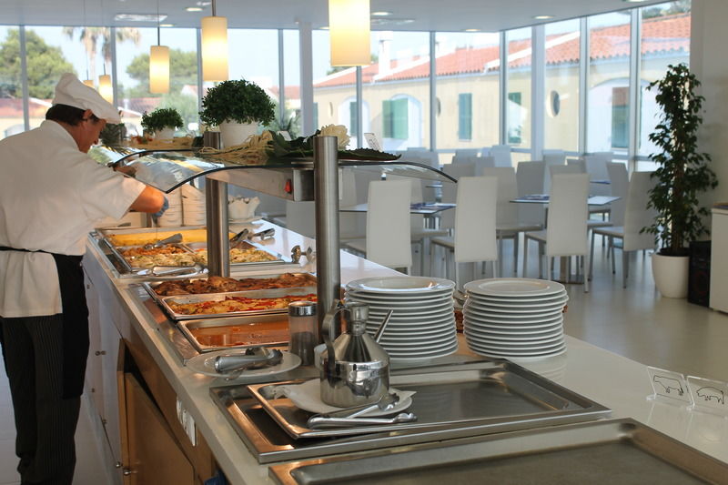 Cales De Ponent Apart-hotel 2*
